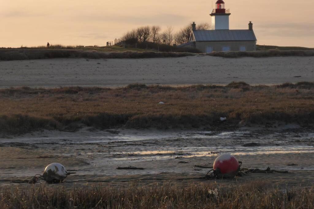 Gite Ouest de la pointe d'Agon Extérieur photo