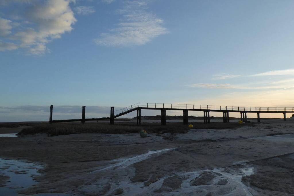 Gite Ouest de la pointe d'Agon Extérieur photo