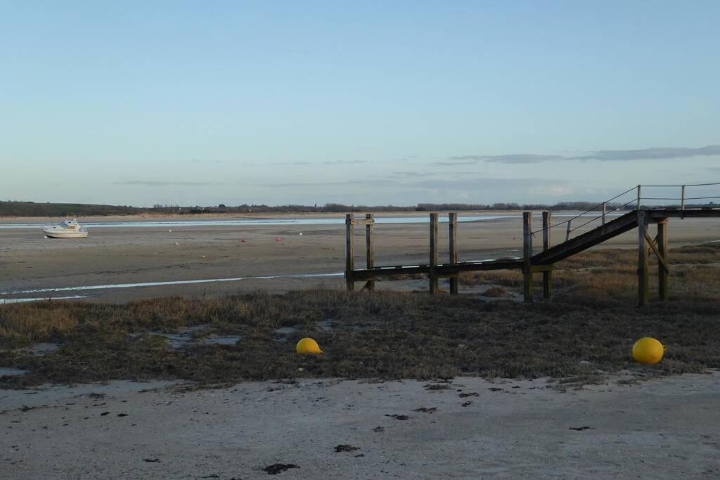 Gite Ouest de la pointe d'Agon Extérieur photo